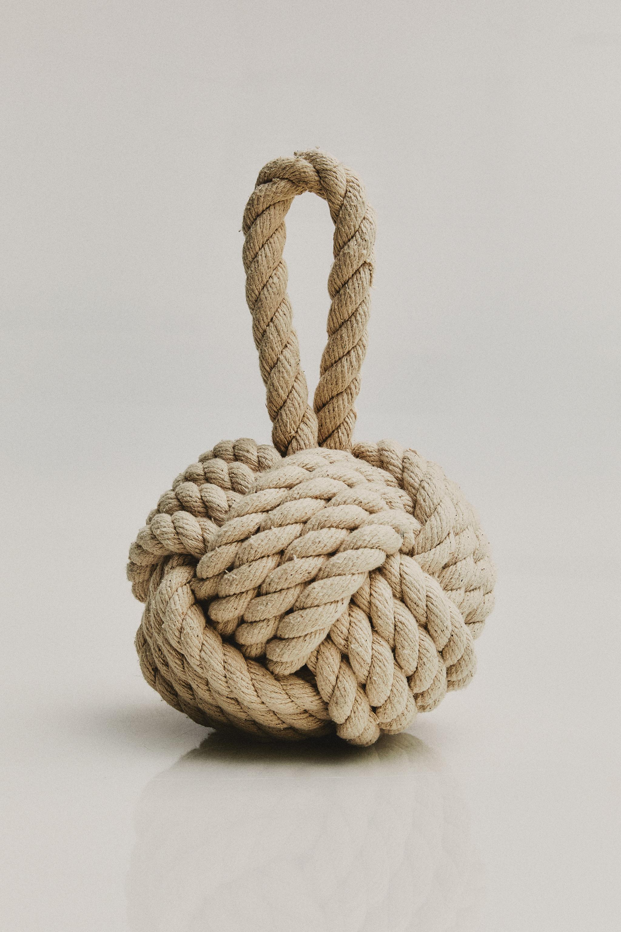 KNOTTED DOORSTOP
